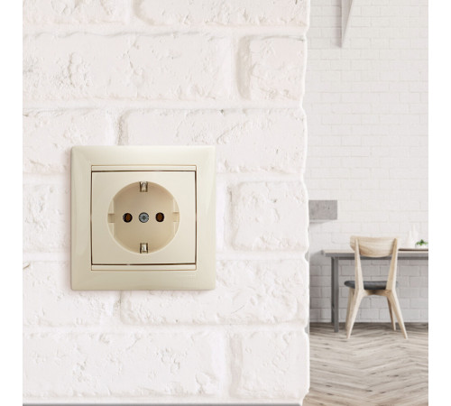 Розетка Legrand Valena встраиваемая слоновая кость (695612) Розетка Legrand Valena встраиваемая слоновая кость (695612)