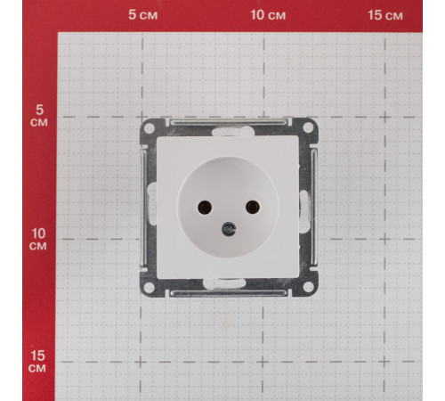 Розетка Systeme Electric AtlasDesign встраиваемая белая (ATN000141) Розетка Systeme Electric AtlasDesign встраиваемая белая (ATN000141)