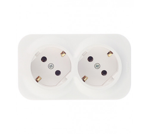 Розетка Legrand Quteo накладная белая (782233) Розетка Legrand Quteo накладная белая (782233)