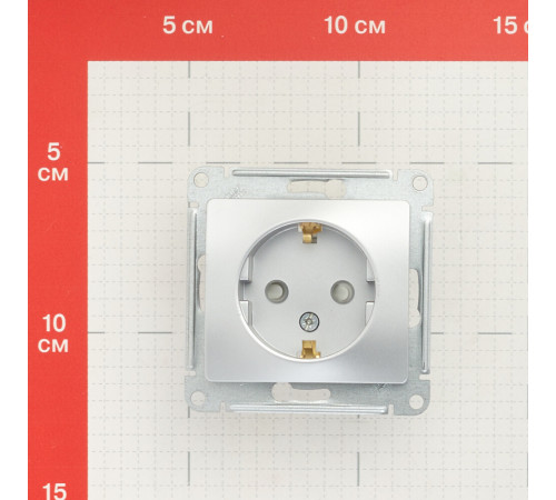 Розетка Systeme Electric Glossa встраиваемая алюминий со шторками (GSL000345) Розетка Systeme Electric Glossa встраиваемая алюминий со шторками (GSL000345)
