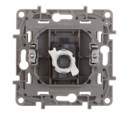 Розетка компьютерная Legrand Etika встраиваемая антрацит RJ45 (672641) Розетка компьютерная Legrand Etika встраиваемая антрацит RJ45 (672641)