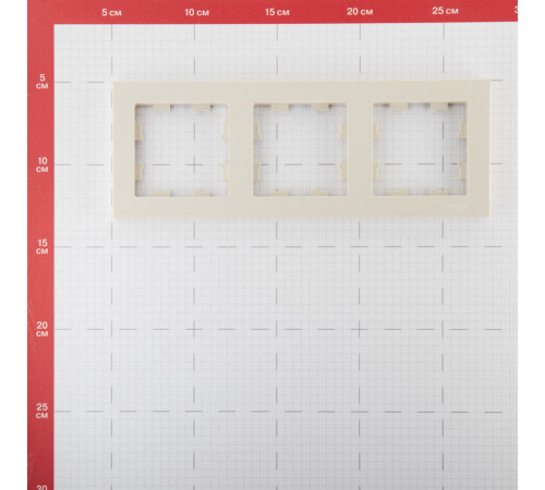 Рамка Systeme Electric AtlasDesign трехместная бежевая (ATN000203) Рамка Systeme Electric AtlasDesign трехместная бежевая (ATN000203)