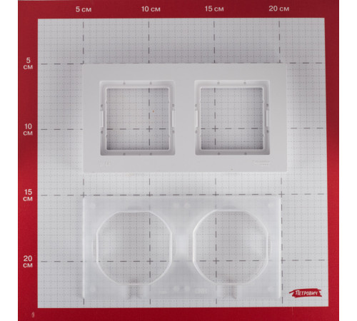 Рамка Systeme Electric AtlasDesign Aqua двухместная белая (ATN440102) Рамка Systeme Electric AtlasDesign Aqua двухместная белая (ATN440102)