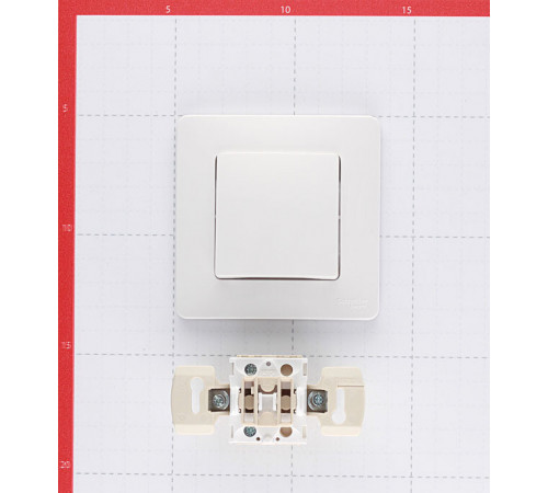 Выключатель Systeme Electric Blanca одноклавишный встраиваемый белый (BLNVS010101) Выключатель Systeme Electric Blanca одноклавишный встраиваемый белый (BLNVS010101)