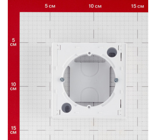 Коробка монтажная Systeme Electric AtlasDesign накладная белая (ATN000100) Коробка монтажная Systeme Electric AtlasDesign накладная белая (ATN000100)
