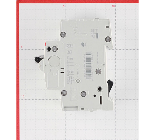Автоматический выключатель модульный ABB S203 3P 50А тип C 6 кА 400 В (2CDS253001R0504) Автоматический выключатель модульный ABB S203 3P 50А тип C 6 кА 400 В (2CDS253001R0504)