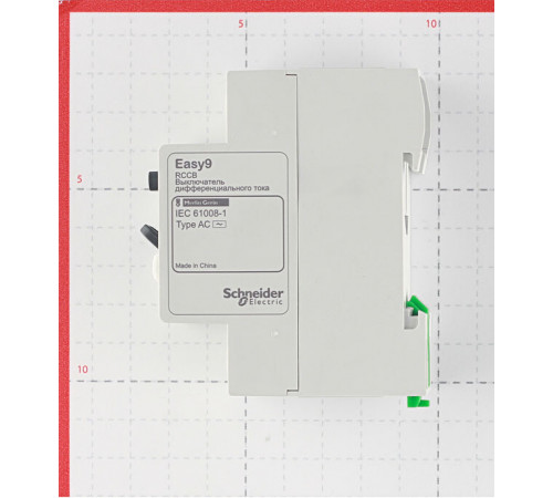 УЗО Schneider Electric Easy9 25А 1P+N тип AC 30 мА 4,5 кА (EZ9R34225) УЗО Schneider Electric Easy9 25А 1P+N тип AC 30 мА 4,5 кА (EZ9R34225)