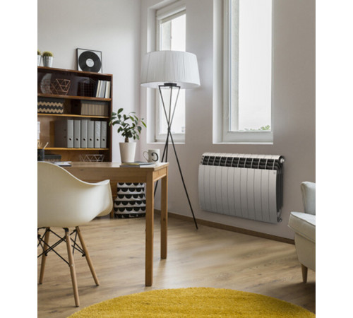Радиатор биметаллический Royal Thermo BiLiner Silver Satin 500 мм 6 секций 1' боковое подключение серебро Радиатор биметаллический Royal Thermo BiLiner Silver Satin 500 мм 6 секций 1' боковое подключение серебро