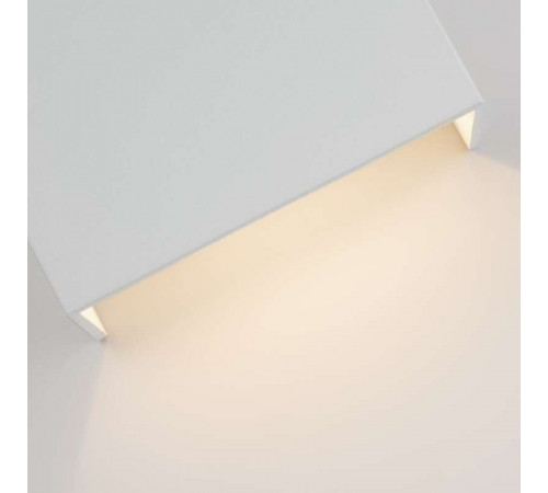 Светильник светодиодный садово-парковый настенный Outdoor Twist белый 3000К 11 Вт IP65 (O040WL-L11W3K) Светильник светодиодный садово-парковый настенный Outdoor Twist белый 3000К 11 Вт IP65 (O040WL-L11W3K)