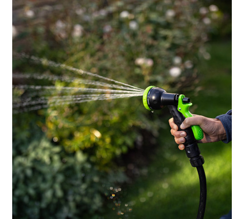 Насос аккумуляторный для полива из бочки Greenworks 24V G24SWP со шлангом 2 м и распылителем (3401007) Насос аккумуляторный для полива из бочки Greenworks 24V G24SWP со шлангом 2 м и распылителем (3401007)