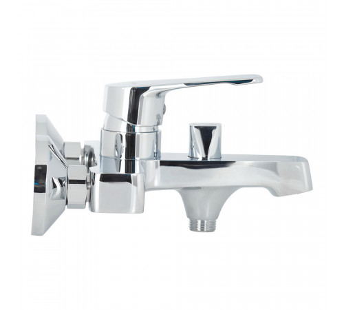 Смеситель для ванны Decoroom DR23 хром однорычажный с коротким изливом с лейкой (DR23036) Смеситель для ванны Decoroom DR23 хром однорычажный с коротким изливом с лейкой (DR23036)