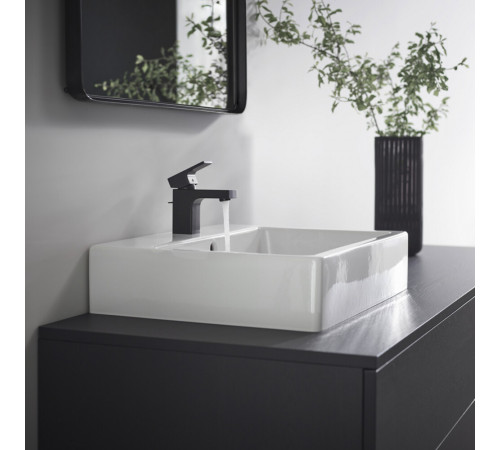 Смеситель для раковины Hansgrohe Vernis Shape черный однорычажный с донным клапаном (71560670)