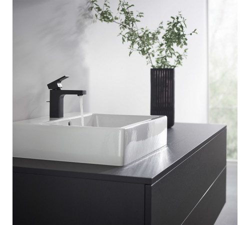 Смеситель для раковины Hansgrohe Vernis Shape черный однорычажный с донным клапаном (71561670) Смеситель для раковины Hansgrohe Vernis Shape черный однорычажный с донным клапаном (71561670)