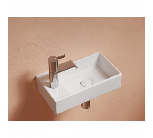 Раковина Ceramicanova Element 40 см подвесная белая (CN6051R) Раковина Ceramicanova Element 40 см подвесная белая (CN6051R)