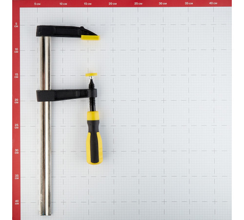 Струбцина столярная Stayer Professional (32095-080-300) F-тип 300x80 мм Струбцина столярная Stayer Professional (32095-080-300) F-тип 300x80 мм