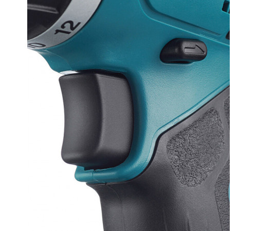 Дрель-шуруповерт аккумуляторная Makita DF347DWE 14,4 В 1,5 Ач Li-Ion 2 АКБ и ЗУ Дрель-шуруповерт аккумуляторная Makita DF347DWE 14,4 В 1,5 Ач Li-Ion 2 АКБ и ЗУ