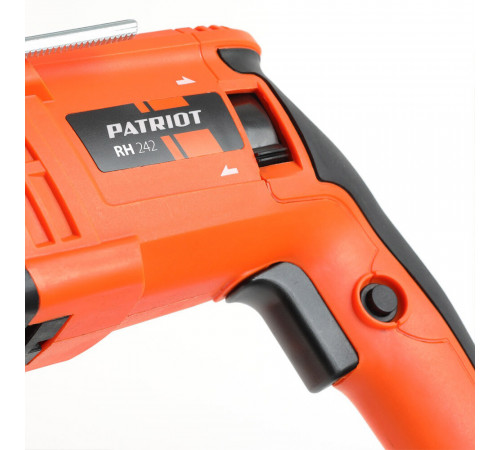 Перфоратор электрический Patriot RH242 720 Вт 1,9 Дж SDS-plus (140301326) Перфоратор электрический Patriot RH242 720 Вт 1,9 Дж SDS-plus (140301326)