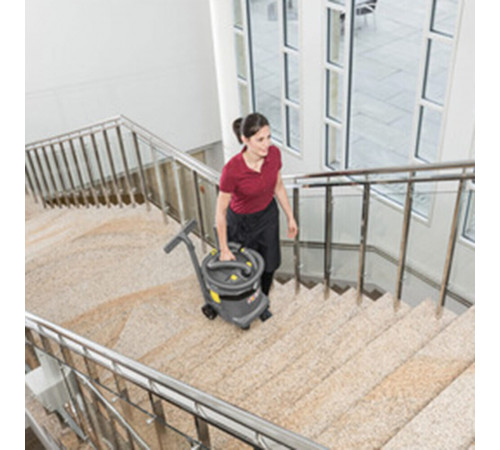 Строительный пылесос Karcher NT 22/1 Ap Te L 1300 Вт 22 л (1.378-610.0) Строительный пылесос Karcher NT 22/1 Ap Te L 1300 Вт 22 л (1.378-610.0)