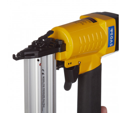 Гвоздезабивной пистолет пневматический Pegas Pneumatic F50-C 1/4 (1017) Гвоздезабивной пистолет пневматический Pegas Pneumatic F50-C 1/4 (1017)