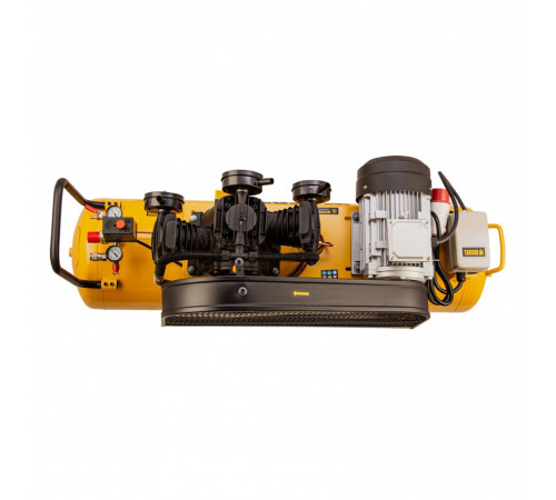 Компрессор масляный Denzel (58118) BCW3000-T/100 100 л 3 кВт Компрессор масляный Denzel (58118) BCW3000-T/100 100 л 3 кВт